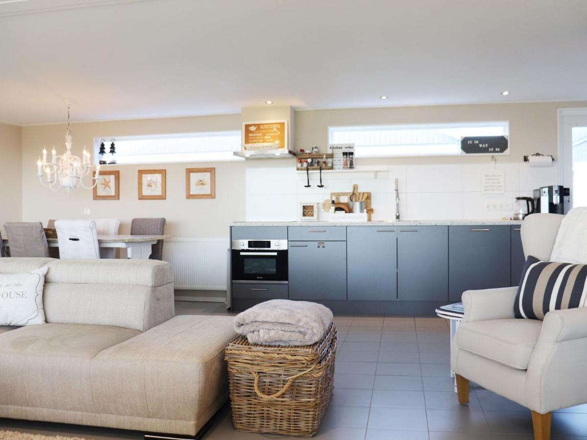 Fantastic Brand New Vacation Home Near The Wadden Paesens Exterior photo